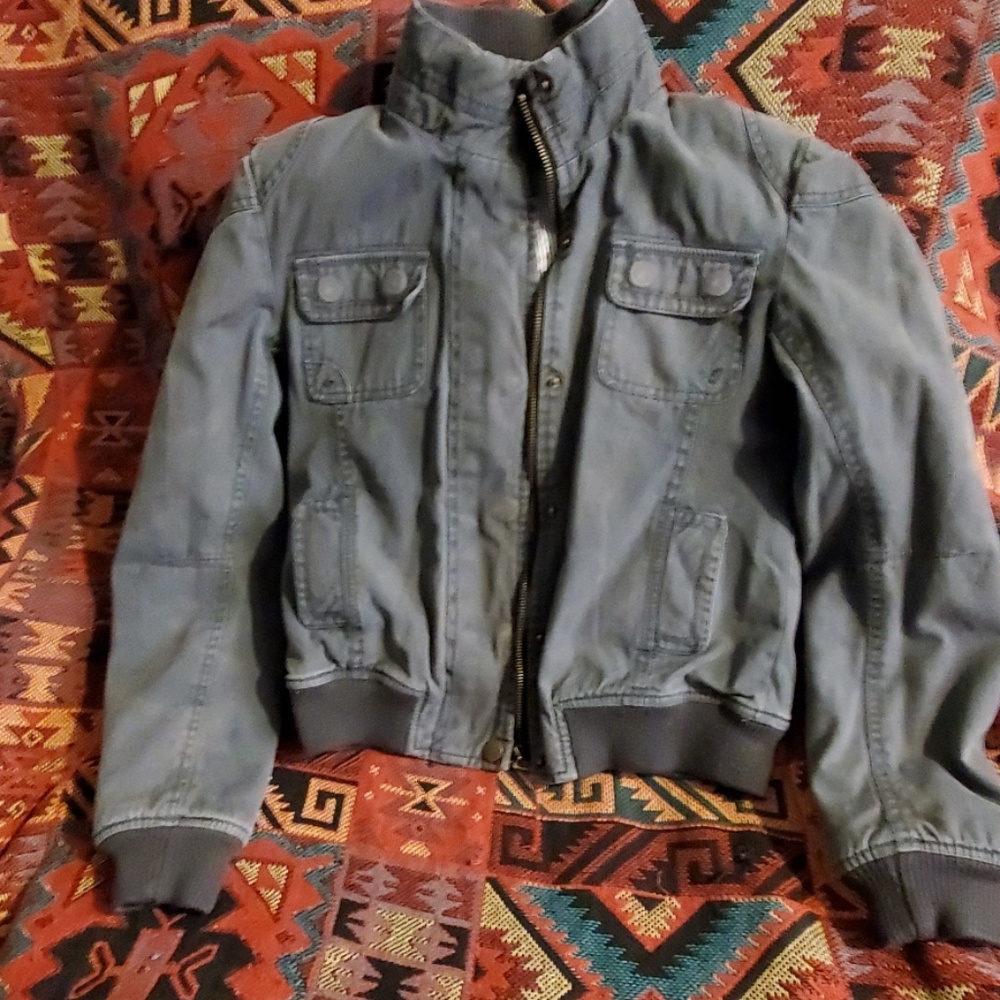 AMERICAN EAGLE SMALL  BOMBER JACKET